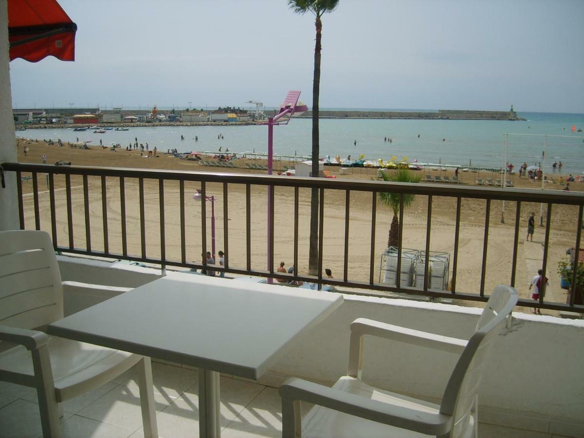 Apartamento Centrico En Primera Linea De Playa Peniscola Bagian luar foto